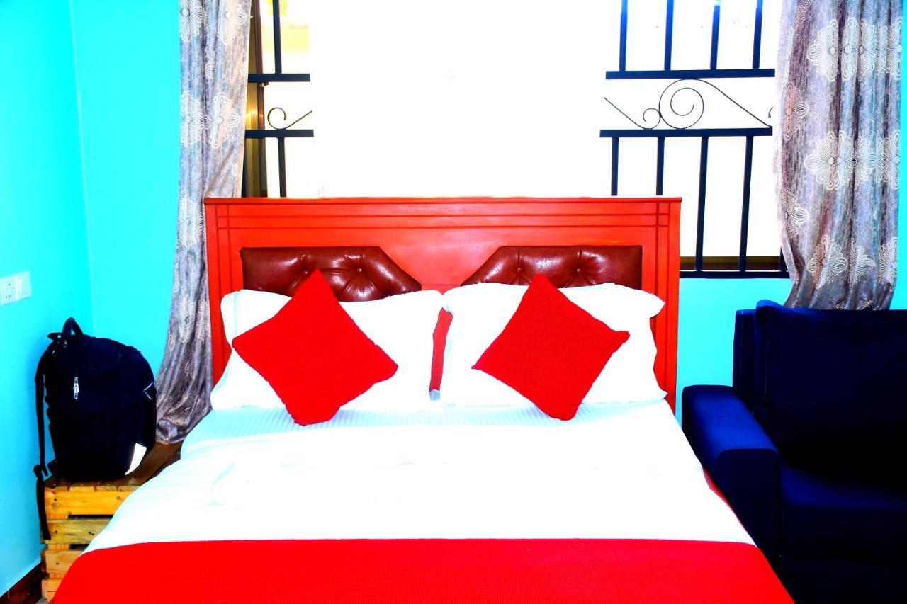 Bed & Breakfast Safari Park House Arusha